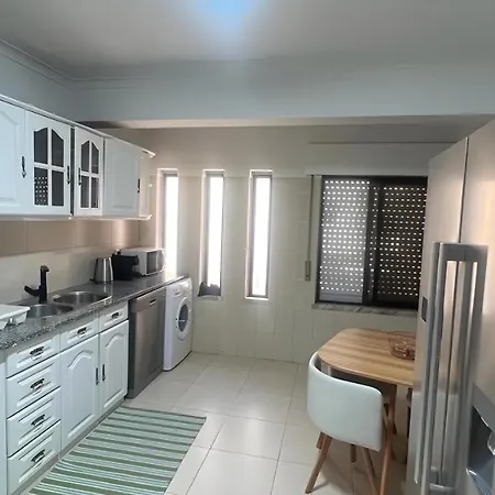 2 Bedroom Flat In - Quality Apartment Amora