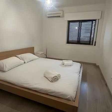 2 Bedroom Flat In - Quality Amora