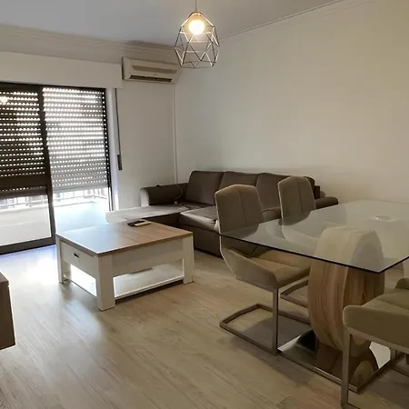Apartment 2 Bedroom Flat In - Quality Amora
